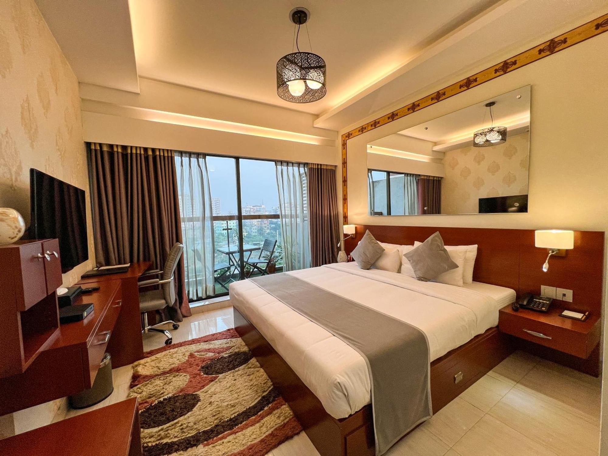 Coventina Lake Suites Dhaka Extérieur photo
